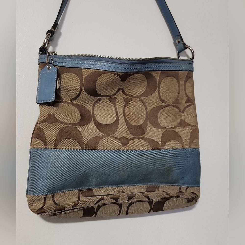Coach shoulder bag